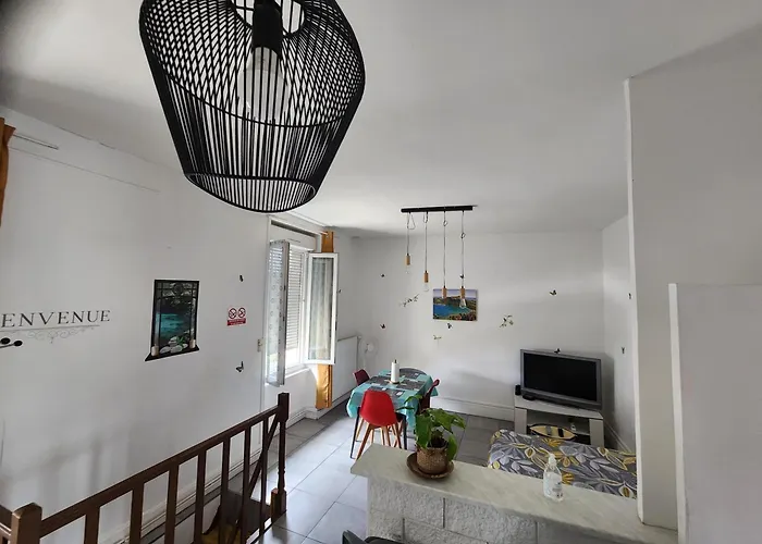 Appartement duplex F2 tout confort proche centre ville avec parking gratuit